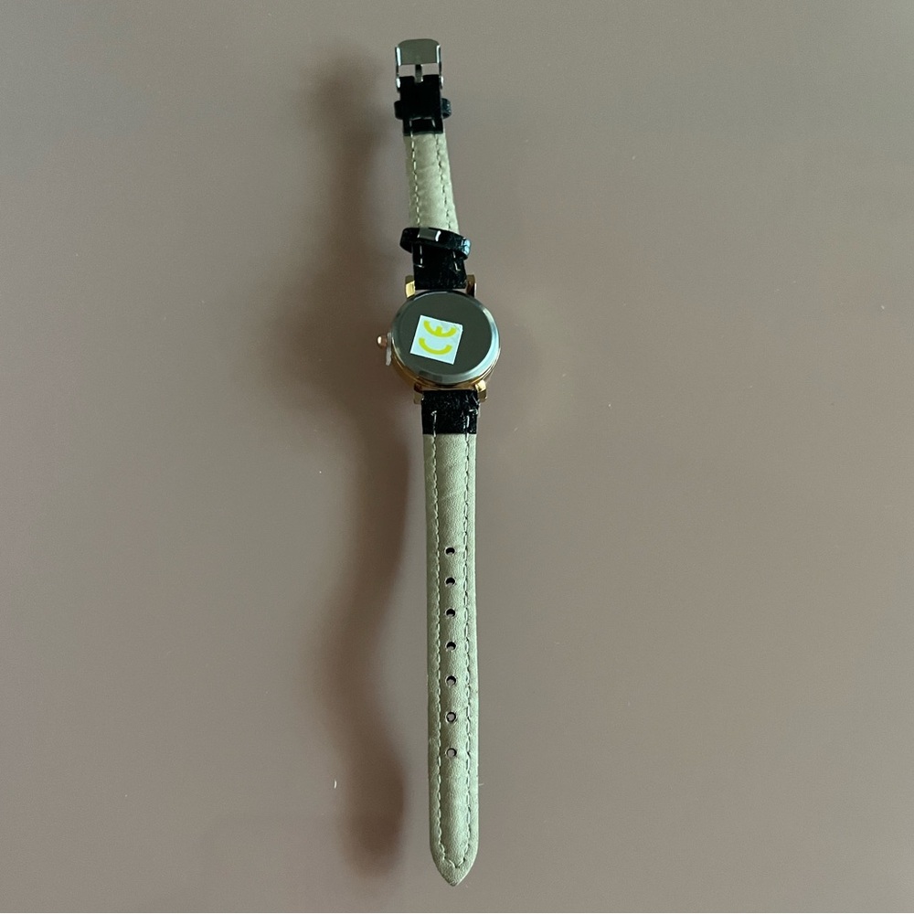 ⌚✨ Minimalist Retro Quartz Watch | Black PU Leather Strap 🖤 - Picture 6 of 8